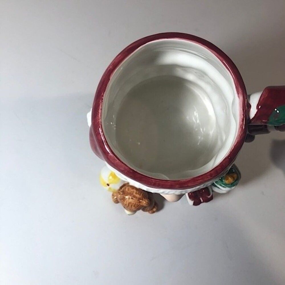 Vintage Santa Christmas Mug with Toys & Candy Cane Handle C.I.C. - Picture 6 of 8